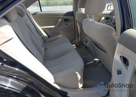 2011 Toyota Camry Le z USA, uszkodzony, nr VIN 4T4BF3EK8BR152169